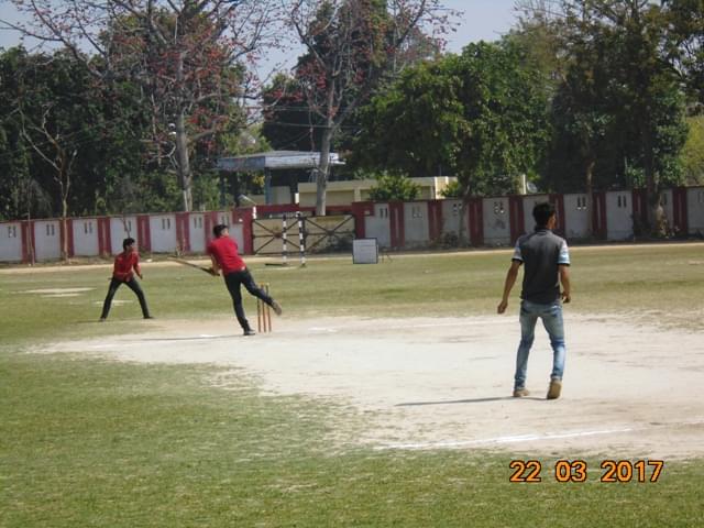 Dr. Om Prakash Group Of Insitution Farrukhabad Games & Sports photo 8
